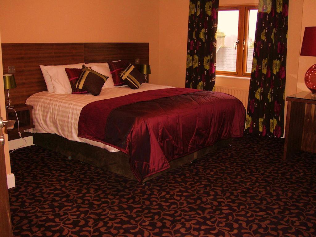 The Balmoral Hotel Нюри Екстериор снимка